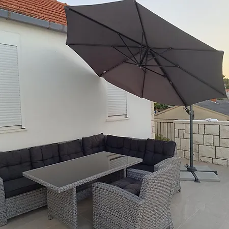 By The Sea Apartment Trogir Exterior photo